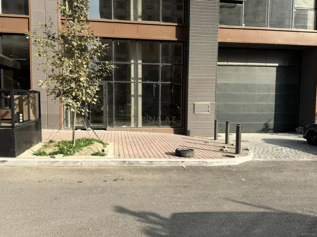 Satılır obyekt 177.9 m²