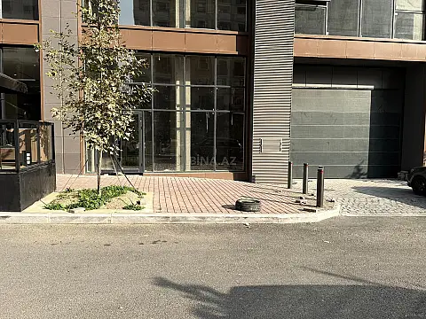 Satılır obyekt 177.9 m²