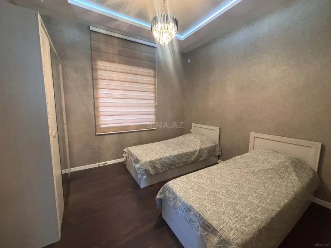 Satılır 5 otaqlı həyət evi 165 m²