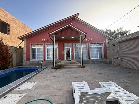 Satılır 5 otaqlı həyət evi 165 m²