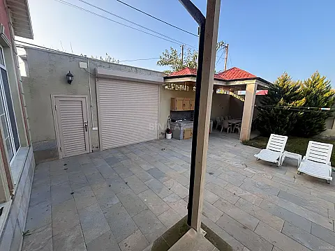 Satılır 5 otaqlı həyət evi 165 m²