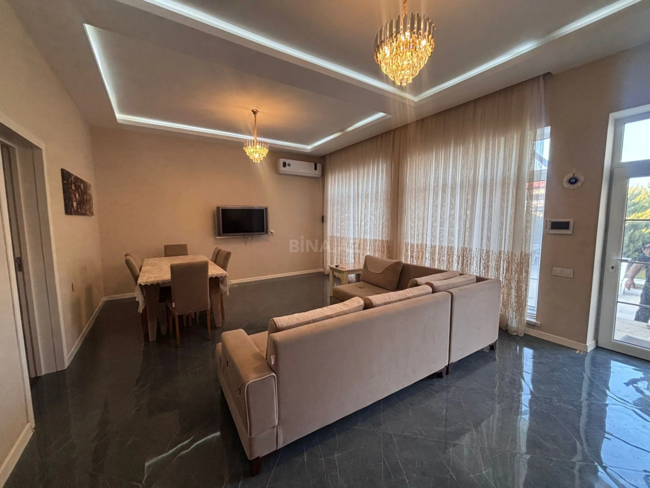 Satılır 5 otaqlı həyət evi 165 m²