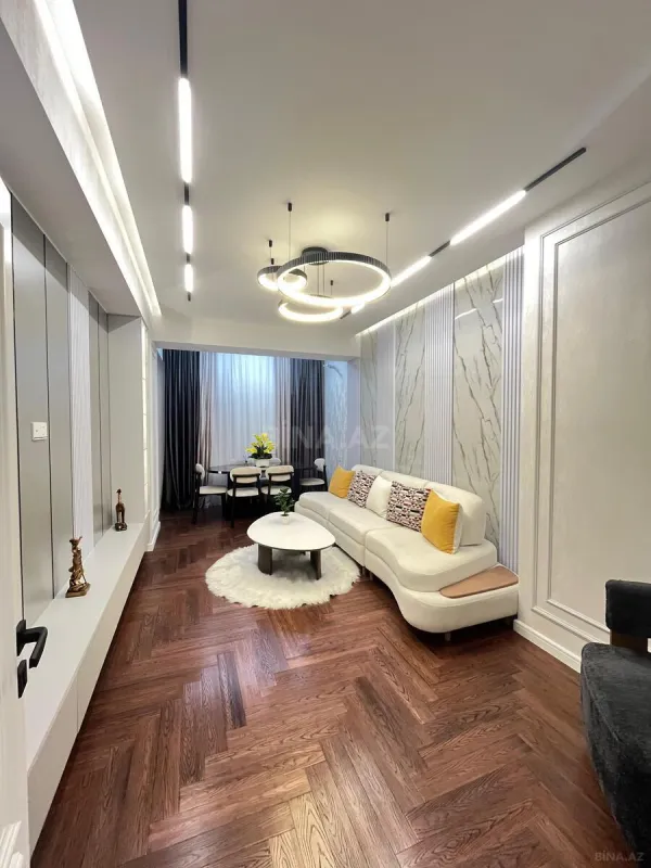 Satılır 3 otaqlı mənzil 101 m²