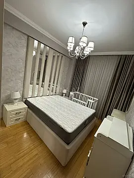 Satılır 2 otaqlı mənzil 80 m²