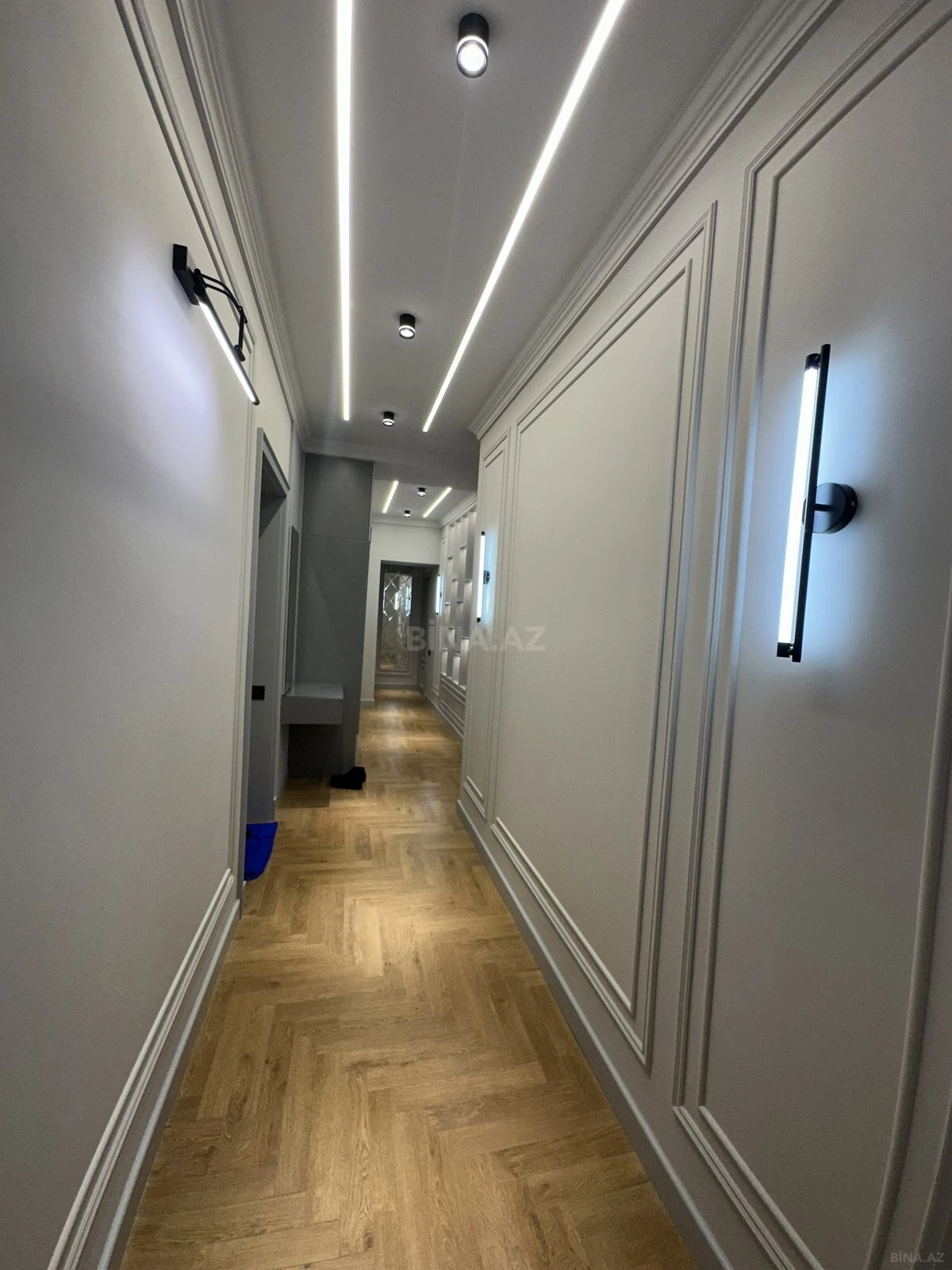Satılır 3 otaqlı mənzil 94 m²