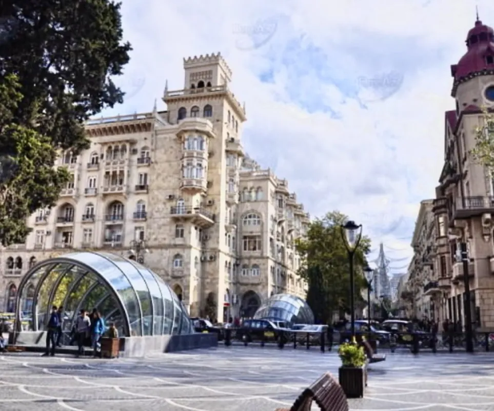 Satılır 3 otaqlı mənzil 94 m²