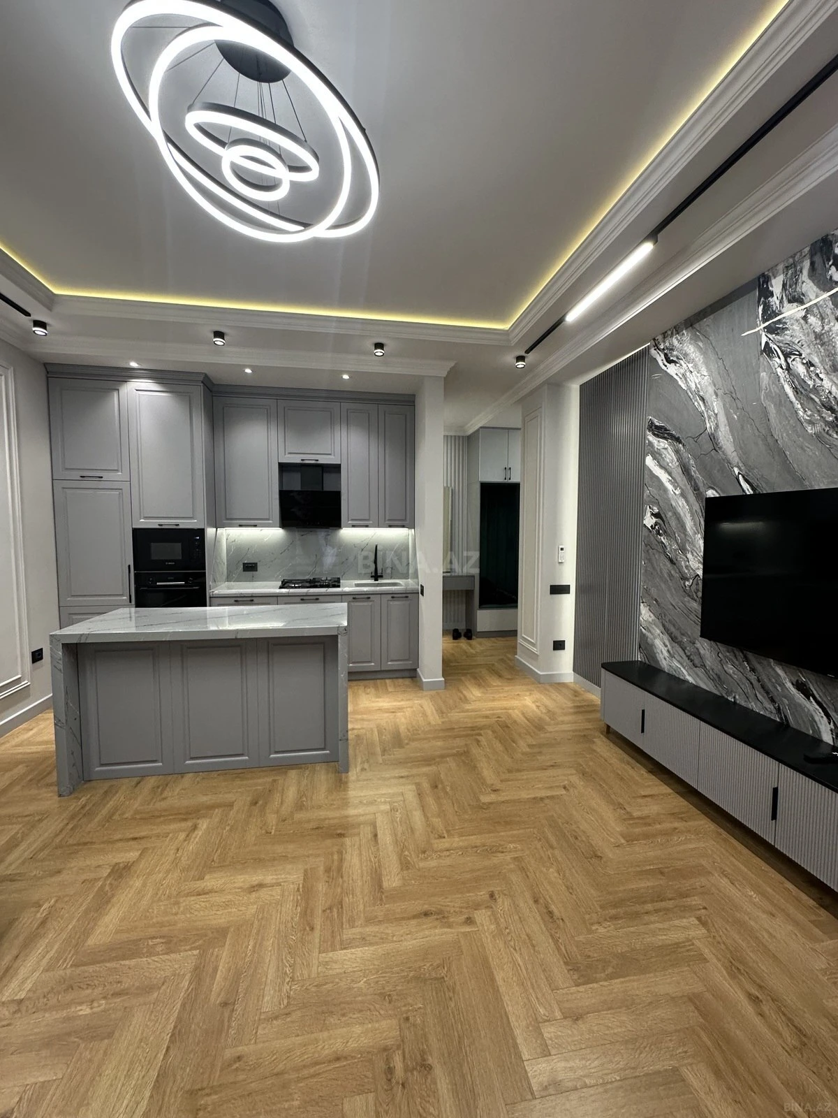 Satılır 3 otaqlı mənzil 94 m²