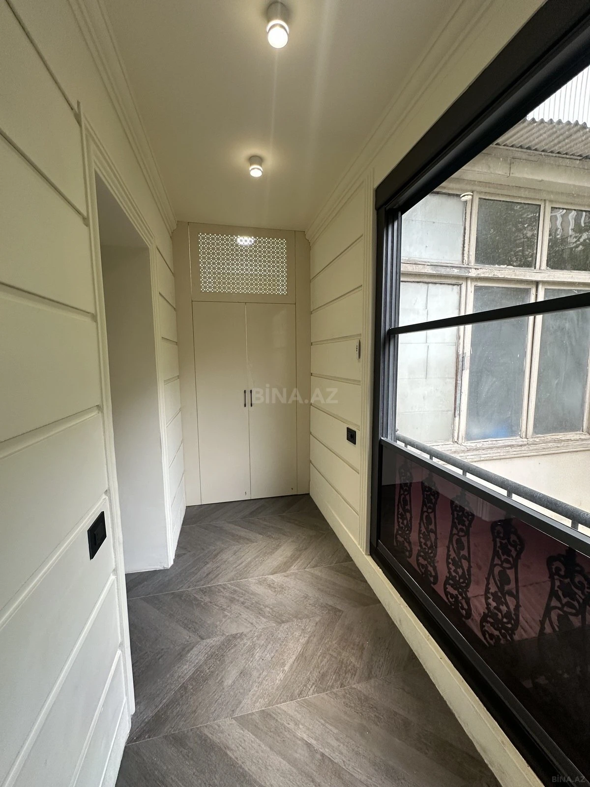 Satılır 3 otaqlı mənzil 94 m²