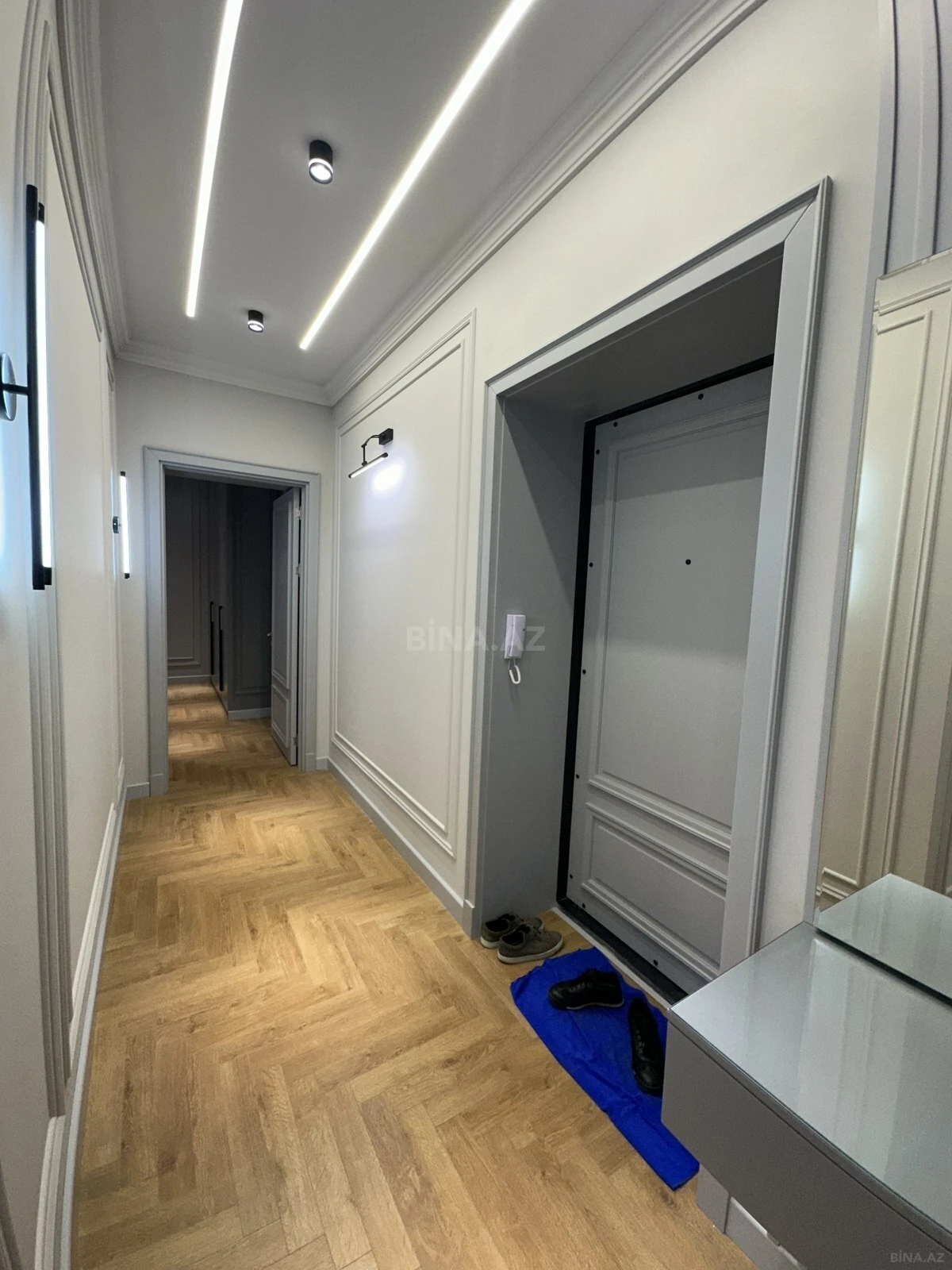 Satılır 3 otaqlı mənzil 94 m²