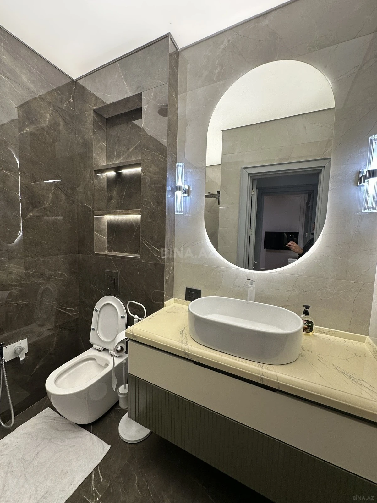 Satılır 3 otaqlı mənzil 94 m²