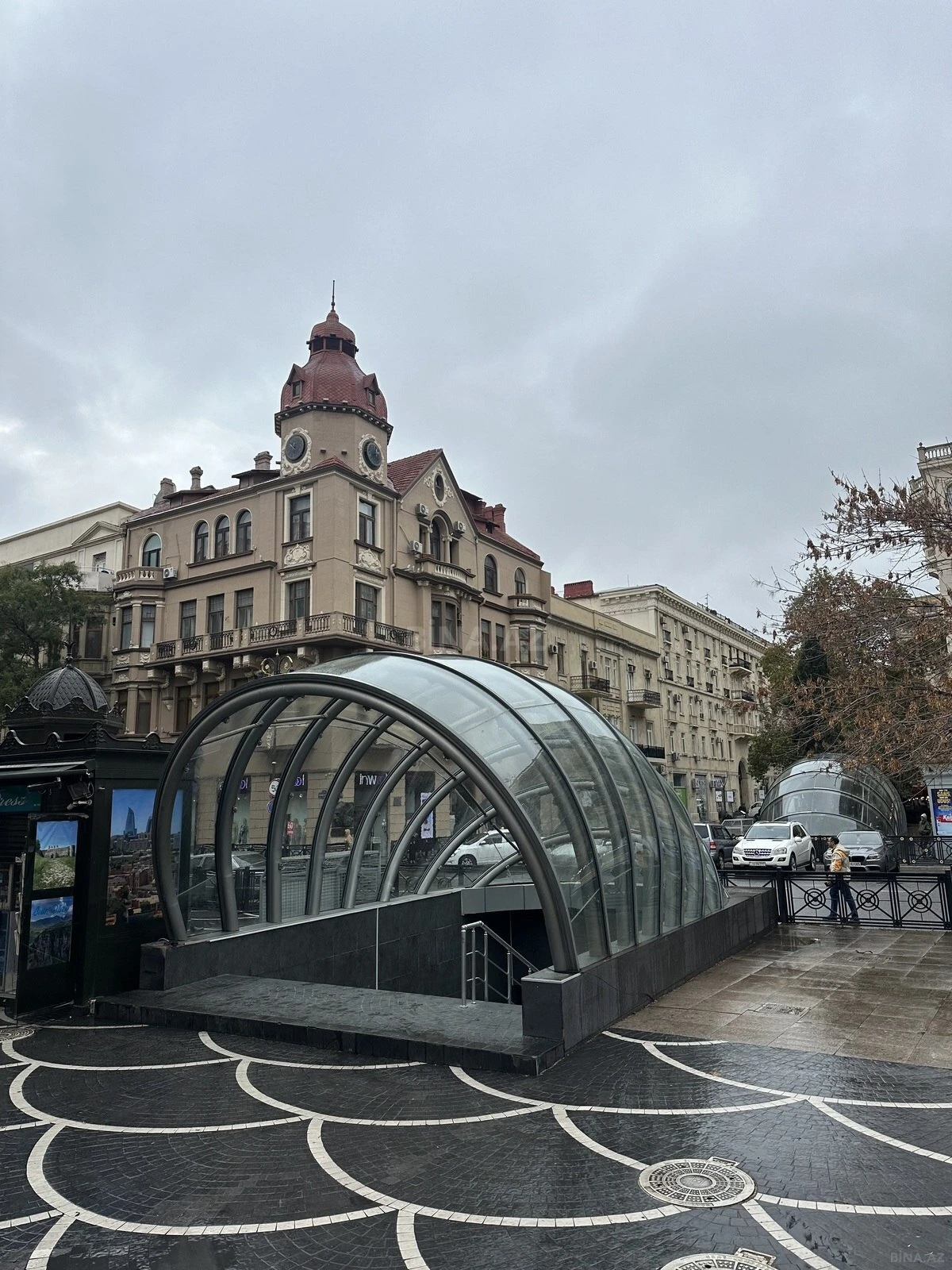 Satılır 3 otaqlı mənzil 94 m²