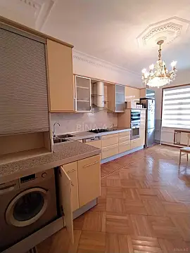 Kirayə verilir 3 otaqlı mənzil 145 m²
