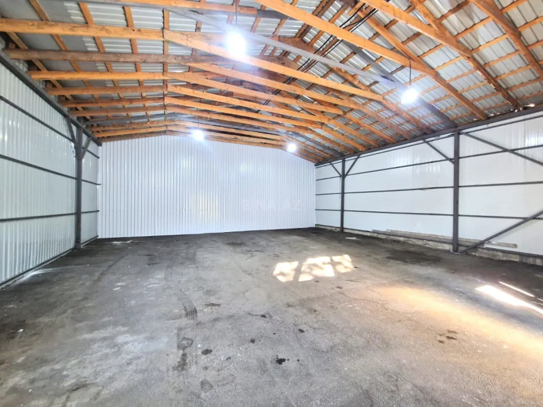 Kirayə verilir obyekt 270 m²