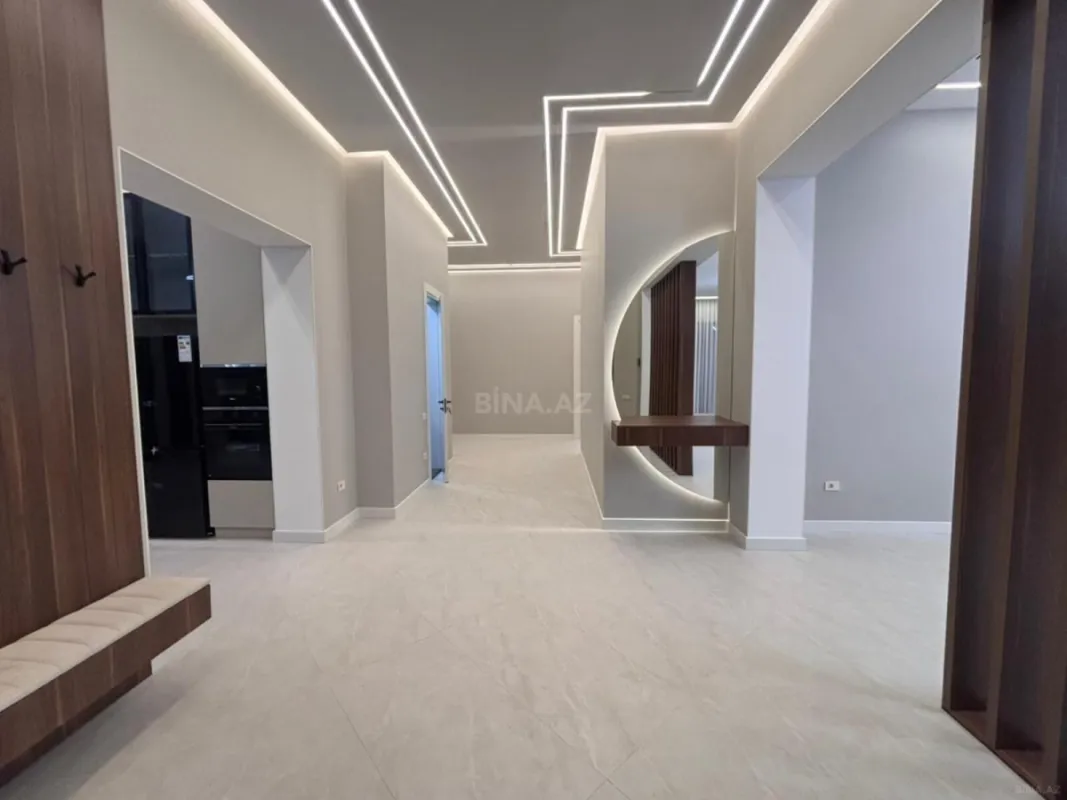 Satılır 5 otaqlı həyət evi 260 m²