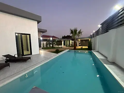 Satılır 5 otaqlı həyət evi 260 m²