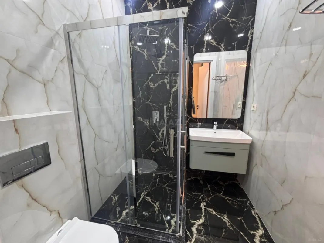Satılır 5 otaqlı həyət evi 260 m²