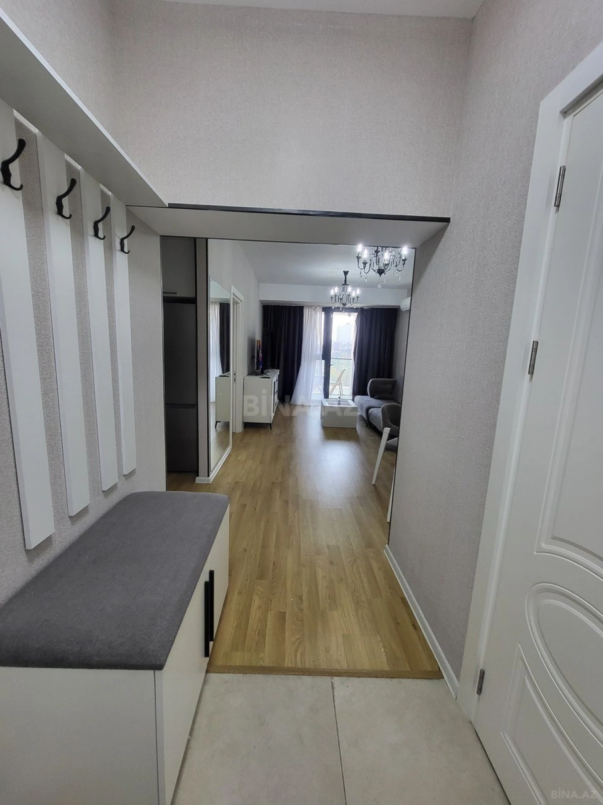 Kirayə verilir 2 otaqlı mənzil 60 m²