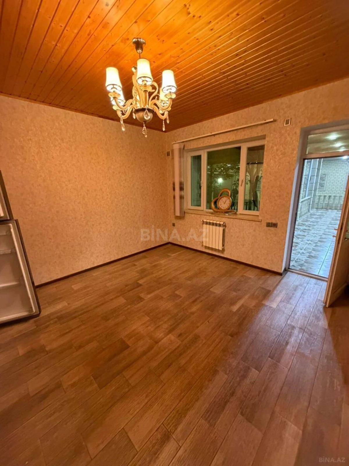 Satılır 6 otaqlı həyət evi 340 m²