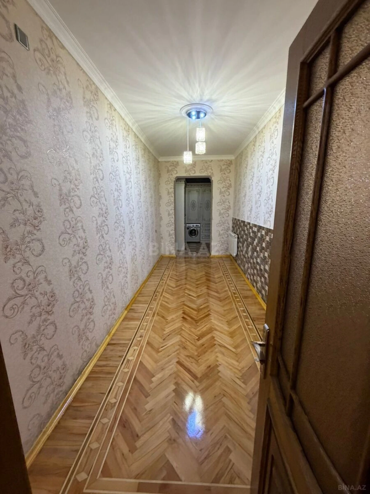 Satılır 6 otaqlı həyət evi 340 m²