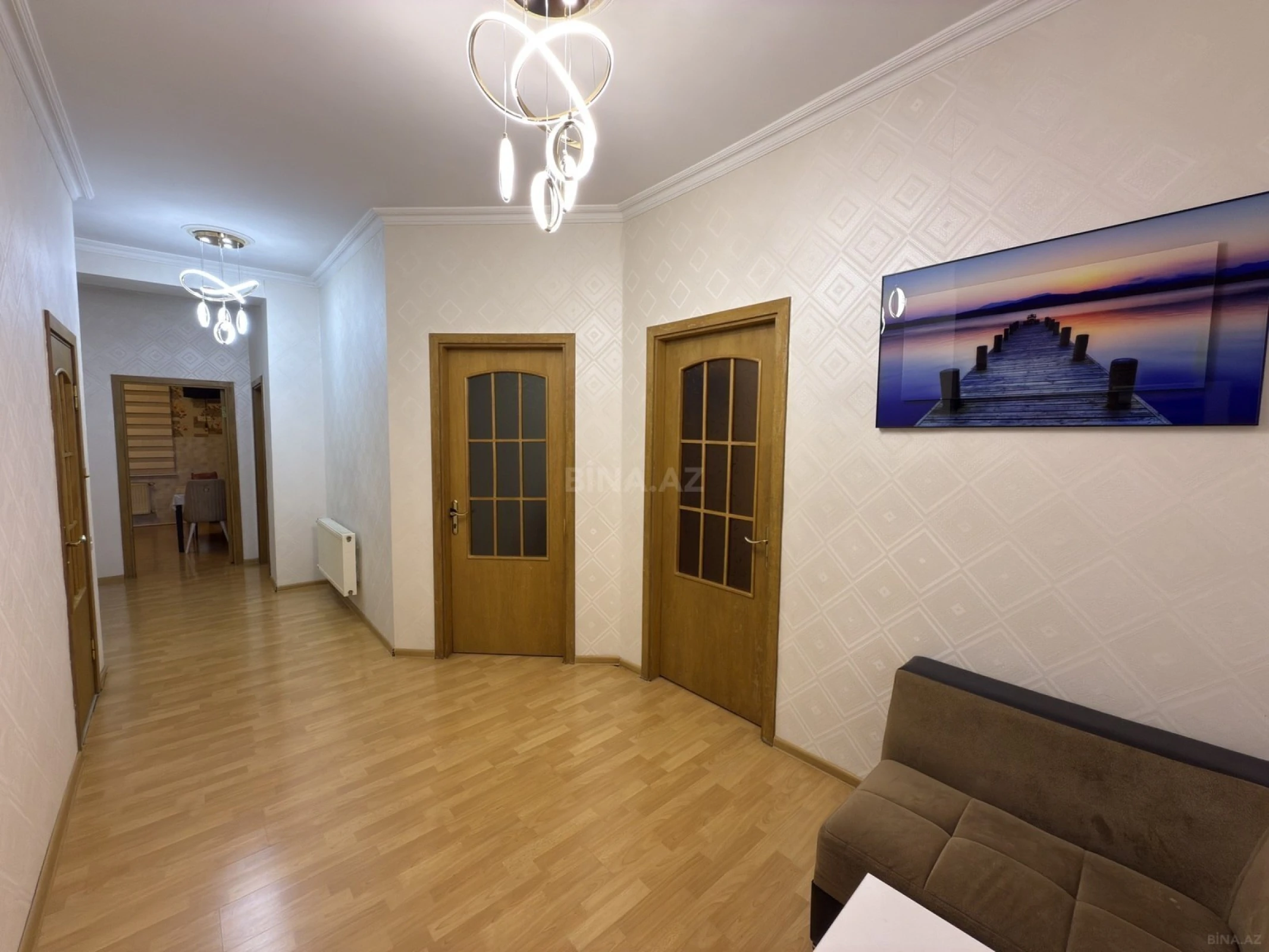 Satılır 3 otaqlı mənzil 110 m²