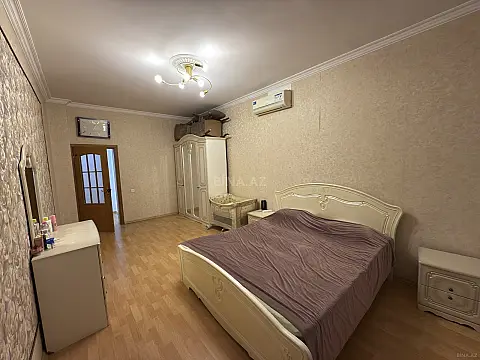 Satılır 3 otaqlı mənzil 110 m²