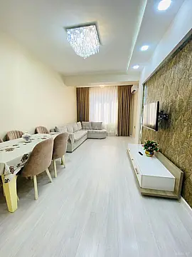 Satılır 2 otaqlı mənzil 60 m² — Bakı, Memar Əcəmi yanı 2 otaq 60.00 m²