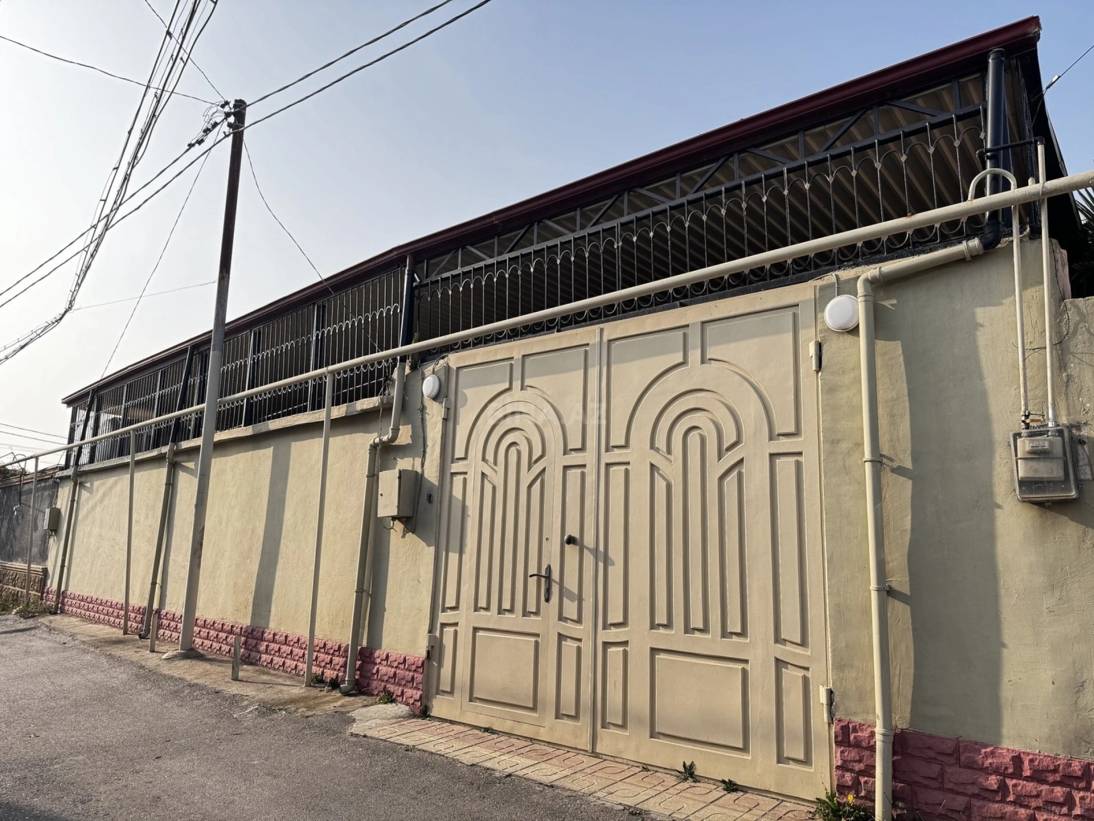 Satılır 3 otaqlı həyət evi 130 m²