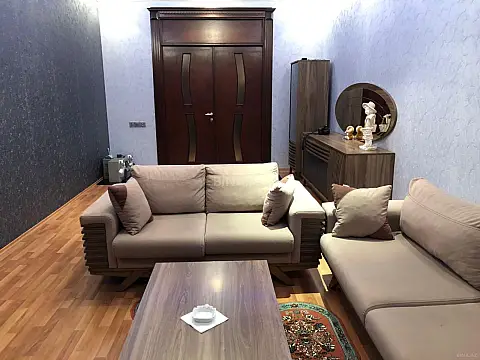 Kirayə verilir 3 otaqlı mənzil 100 m²