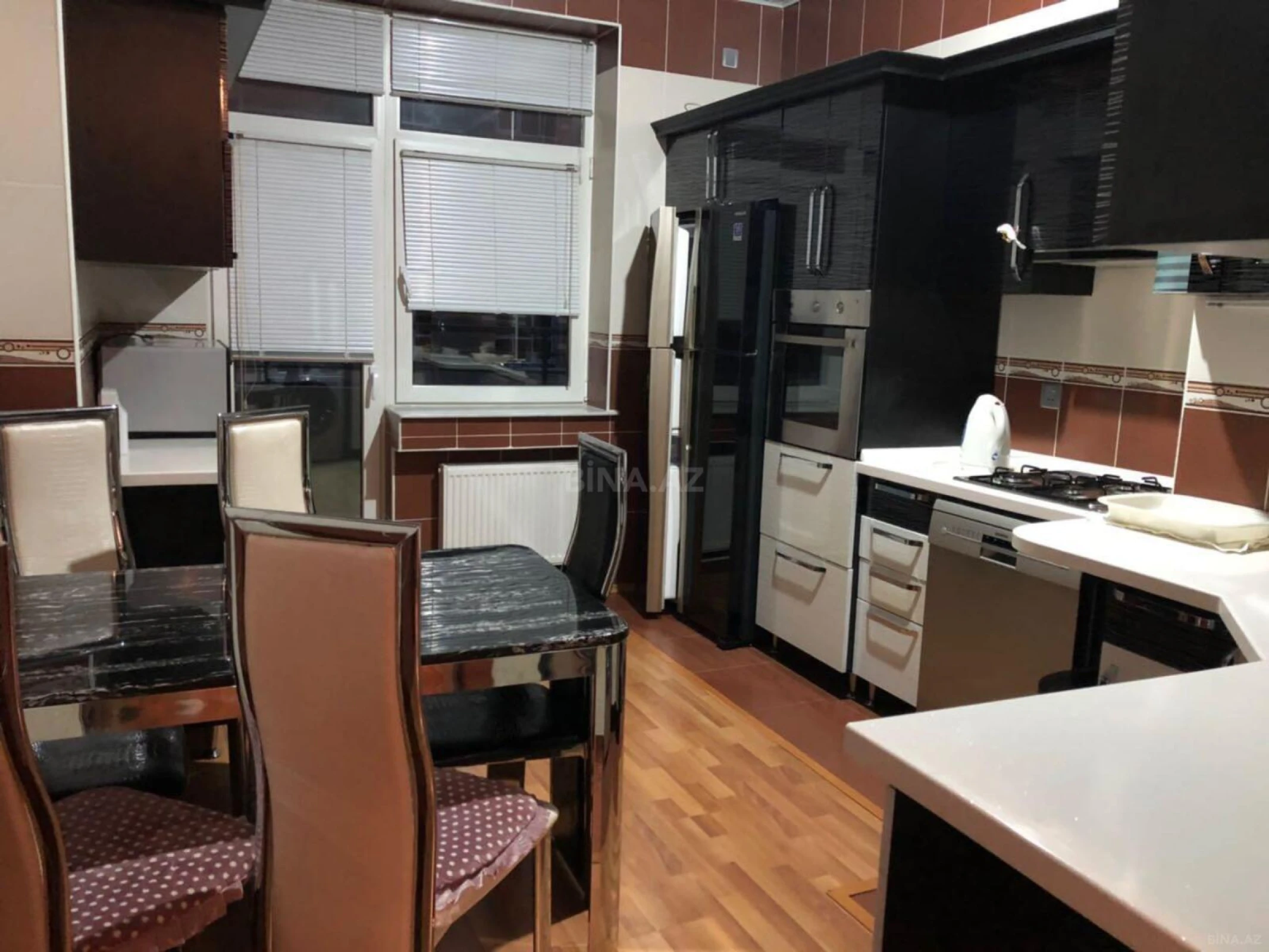 Kirayə verilir 3 otaqlı mənzil 100 m²