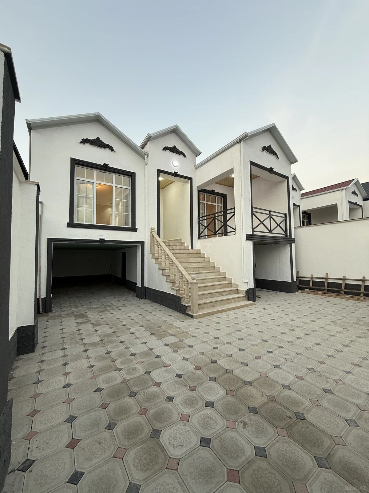 Satılır 4 otaqlı həyət evi 120 m²