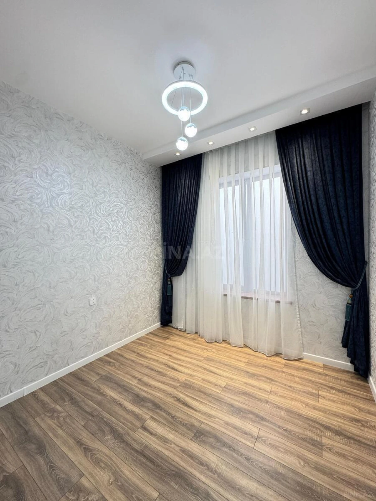 Satılır 4 otaqlı həyət evi 140 m²