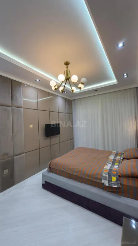 Satılır 3 otaqlı mənzil 112 m²