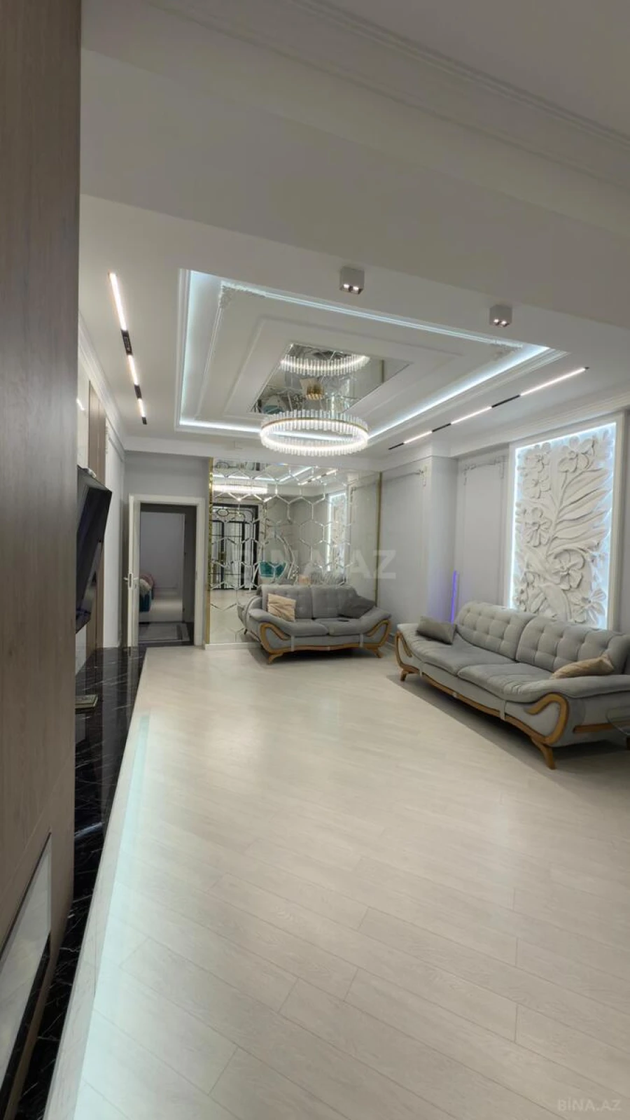 Satılır 3 otaqlı mənzil 112 m²