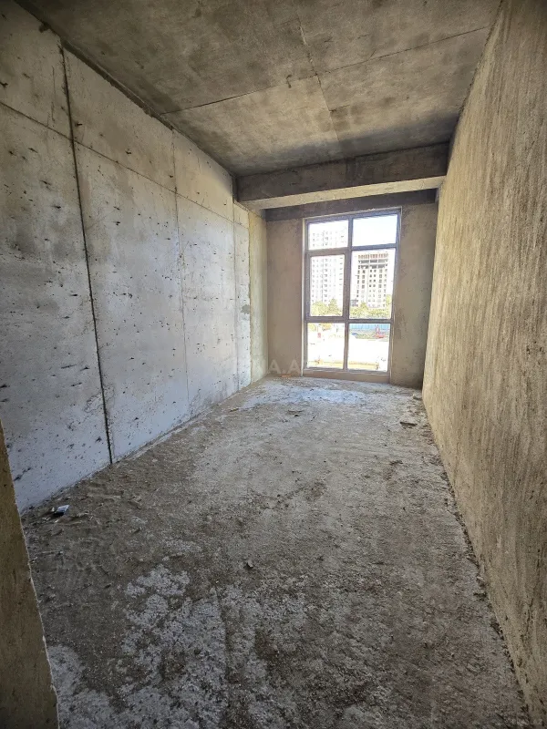 Satılır 3 otaqlı mənzil 107 m²