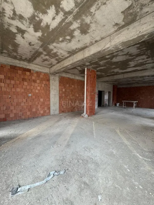 Satılır 2 otaqlı mənzil 78 m²