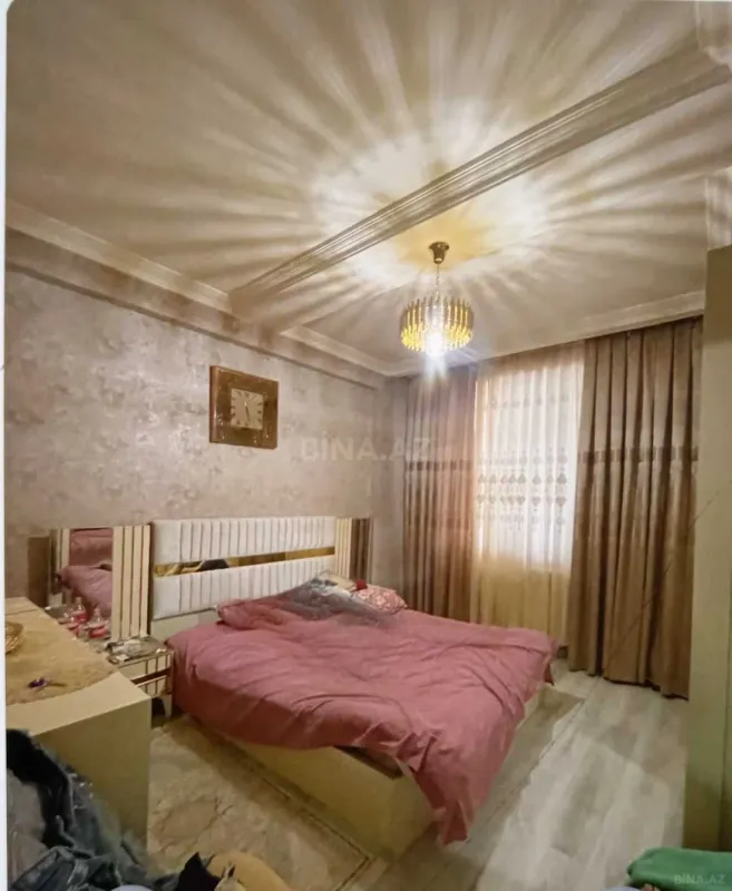 Satılır 2 otaqlı mənzil 78 m²