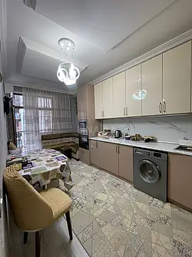 Satılır 2 otaqlı mənzil 78 m²