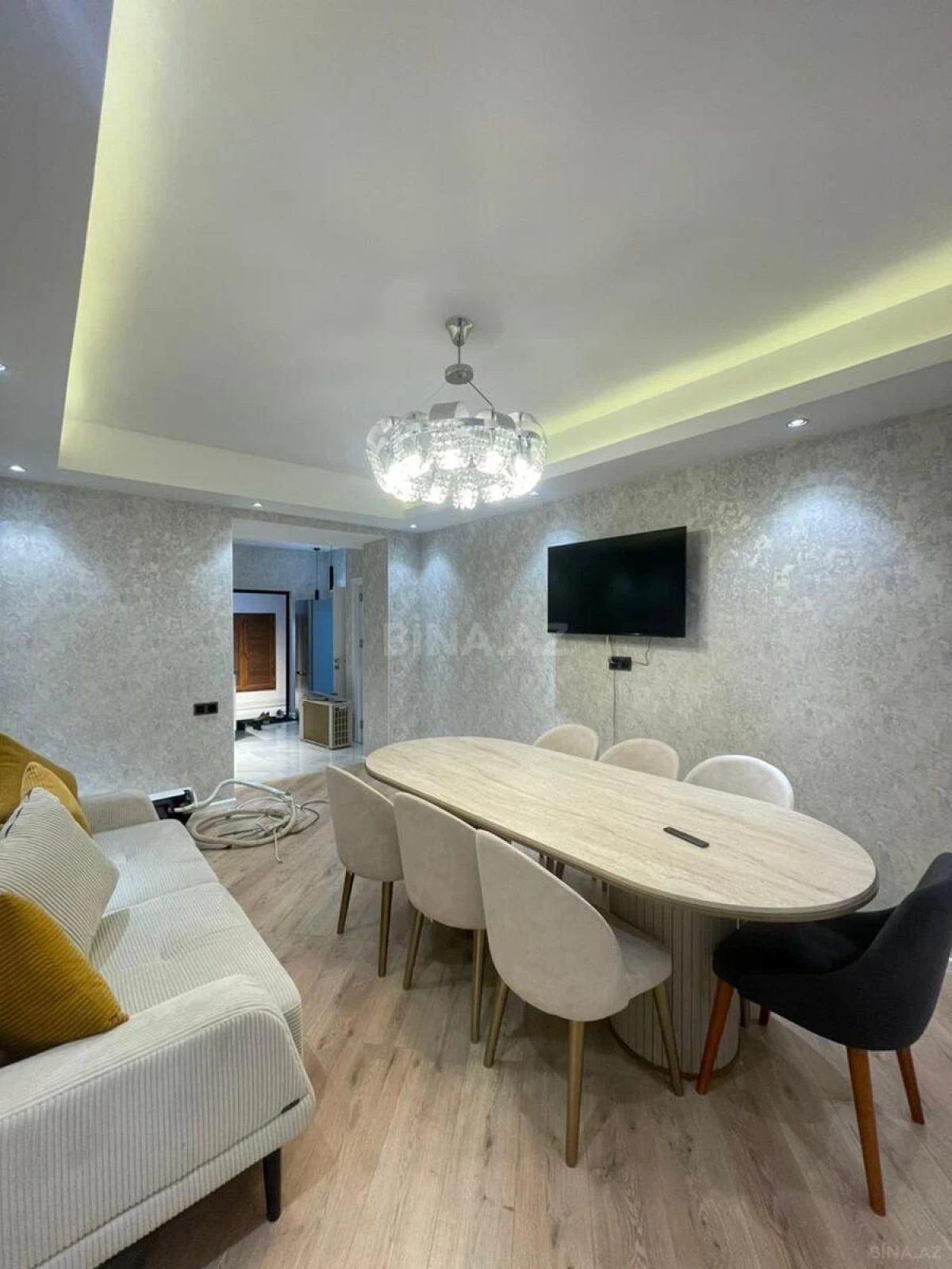 Satılır 3 otaqlı mənzil 76 m²