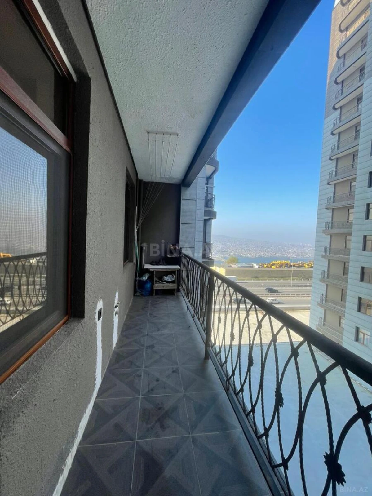 Satılır 3 otaqlı mənzil 76 m²