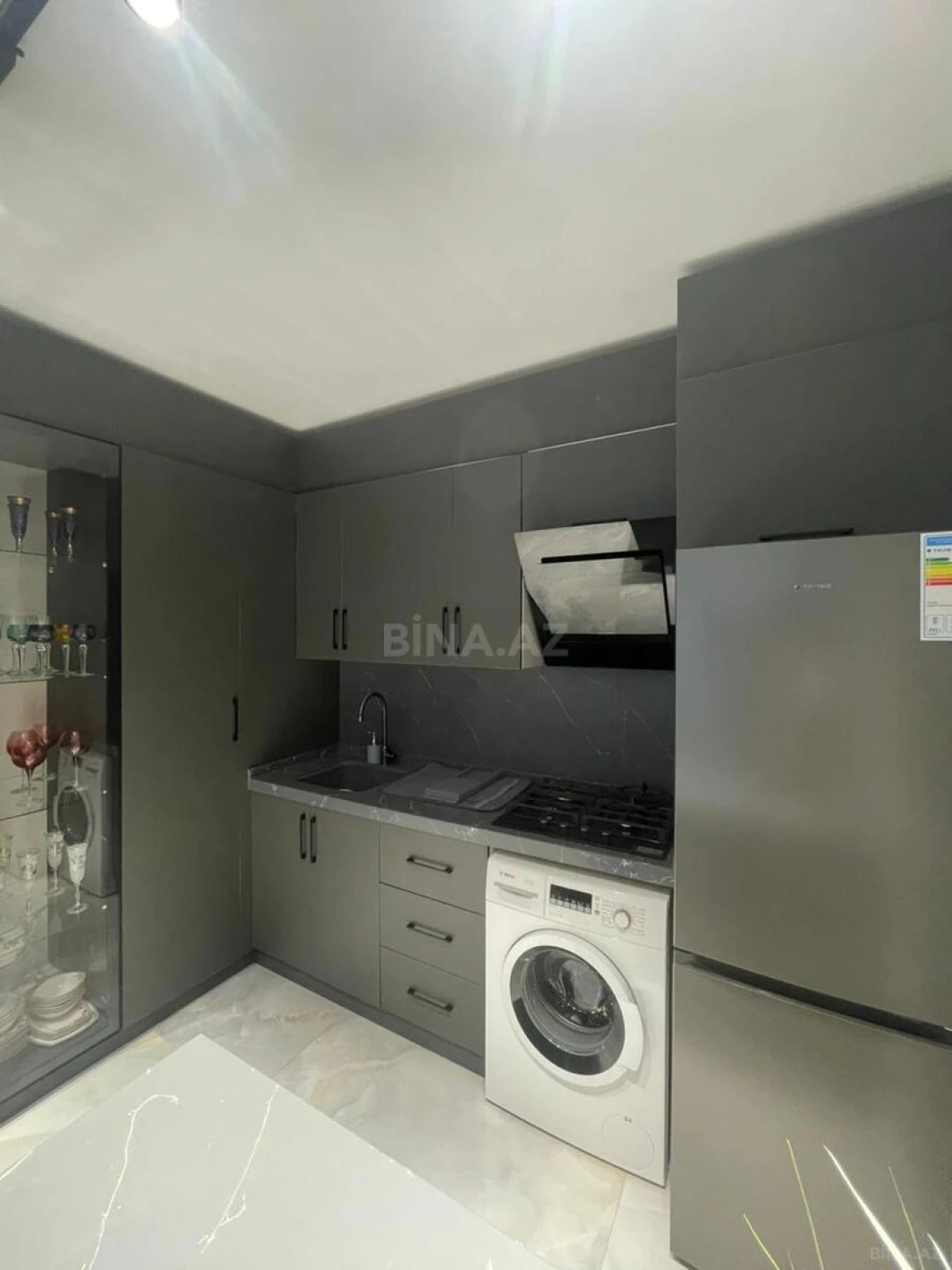 Satılır 3 otaqlı mənzil 76 m²