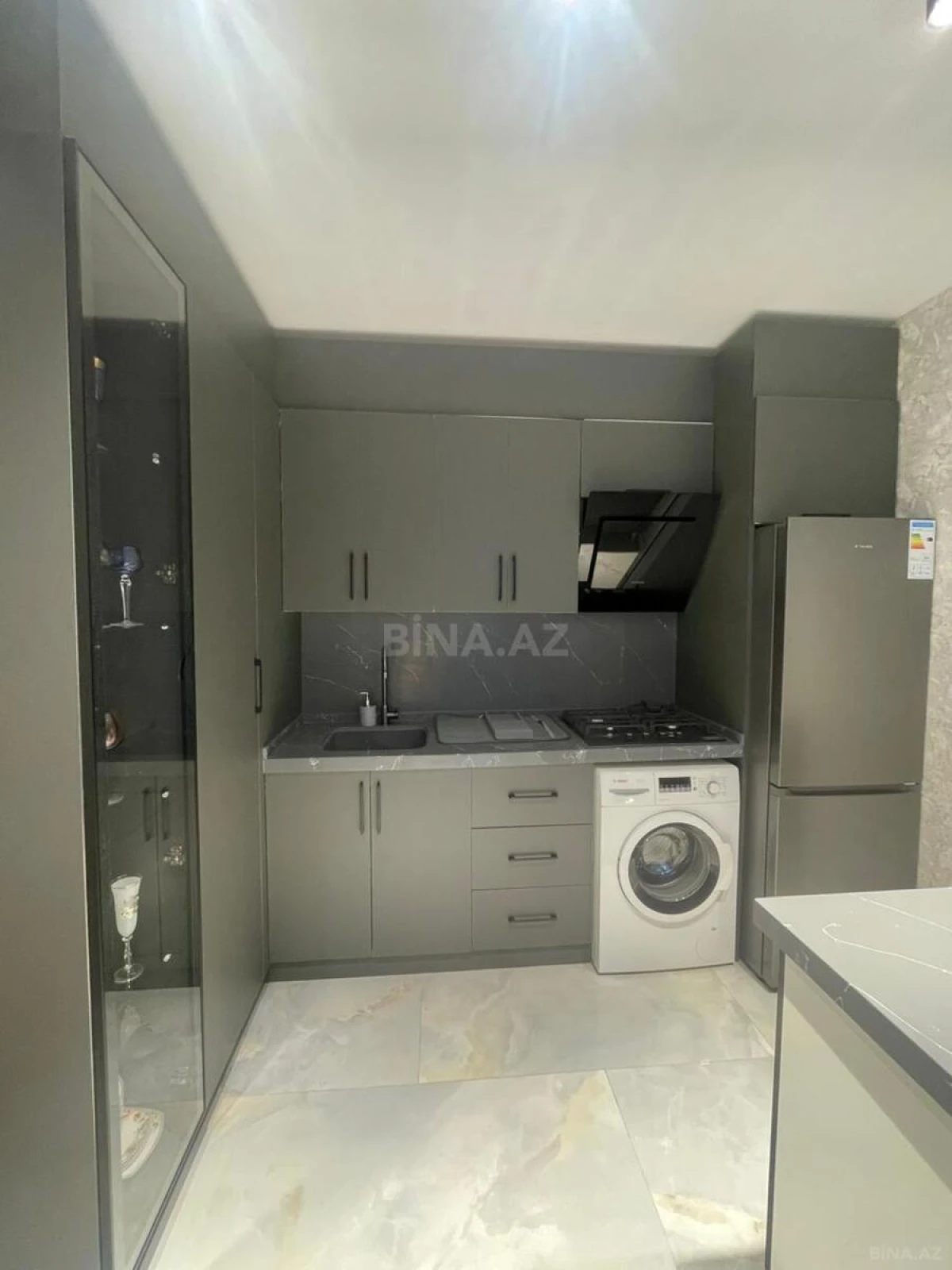 Satılır 3 otaqlı mənzil 76 m²
