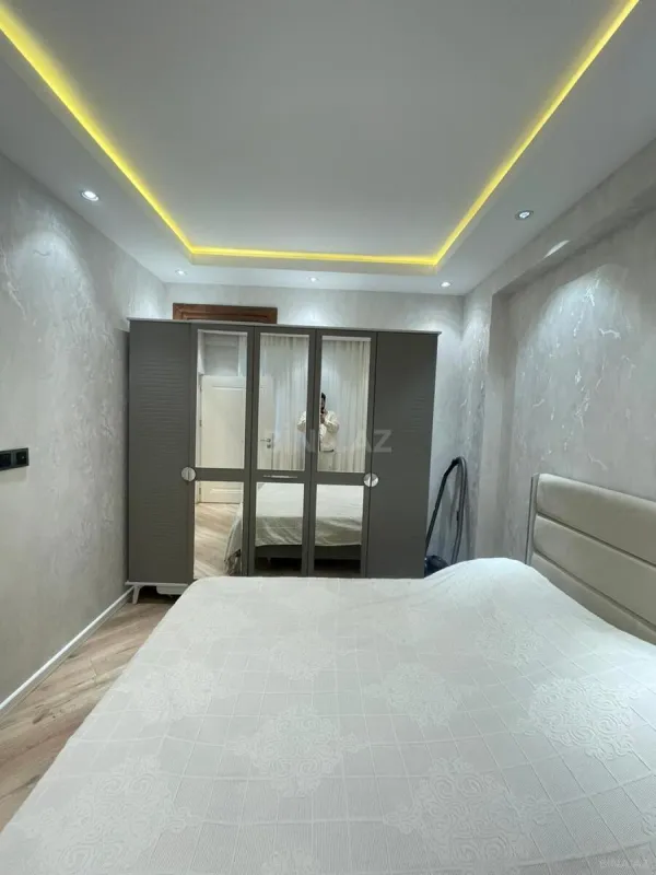 Satılır 3 otaqlı mənzil 76 m²