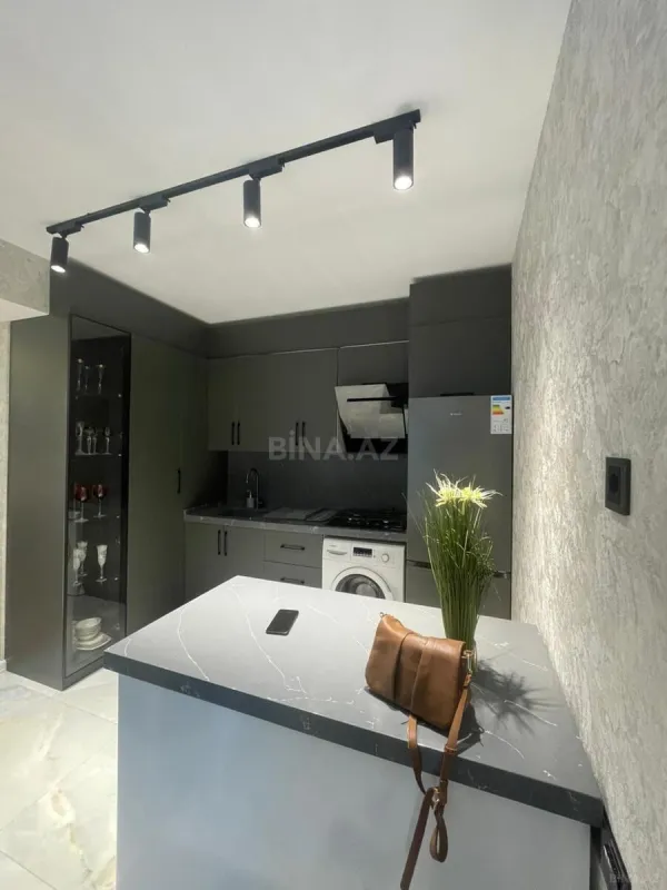 Satılır 3 otaqlı mənzil 76 m²