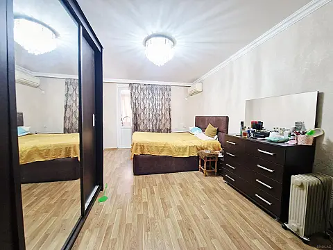 Satılır 3 otaqlı mənzil 70 m²