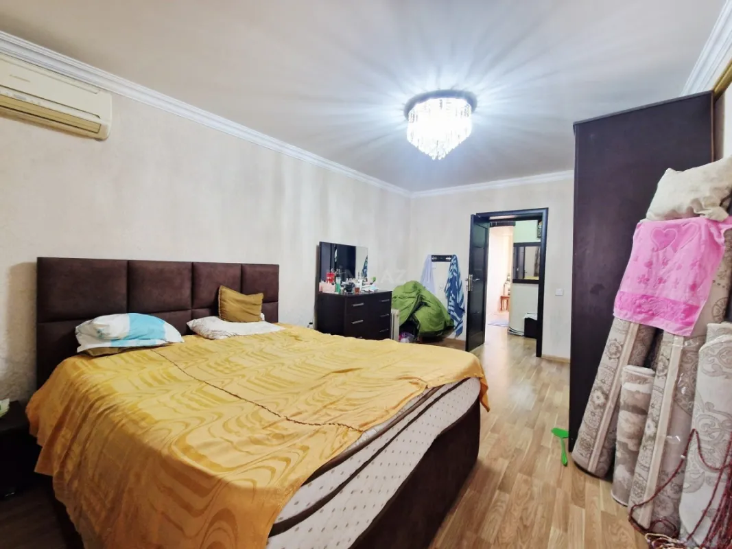 Satılır 3 otaqlı mənzil 70 m²