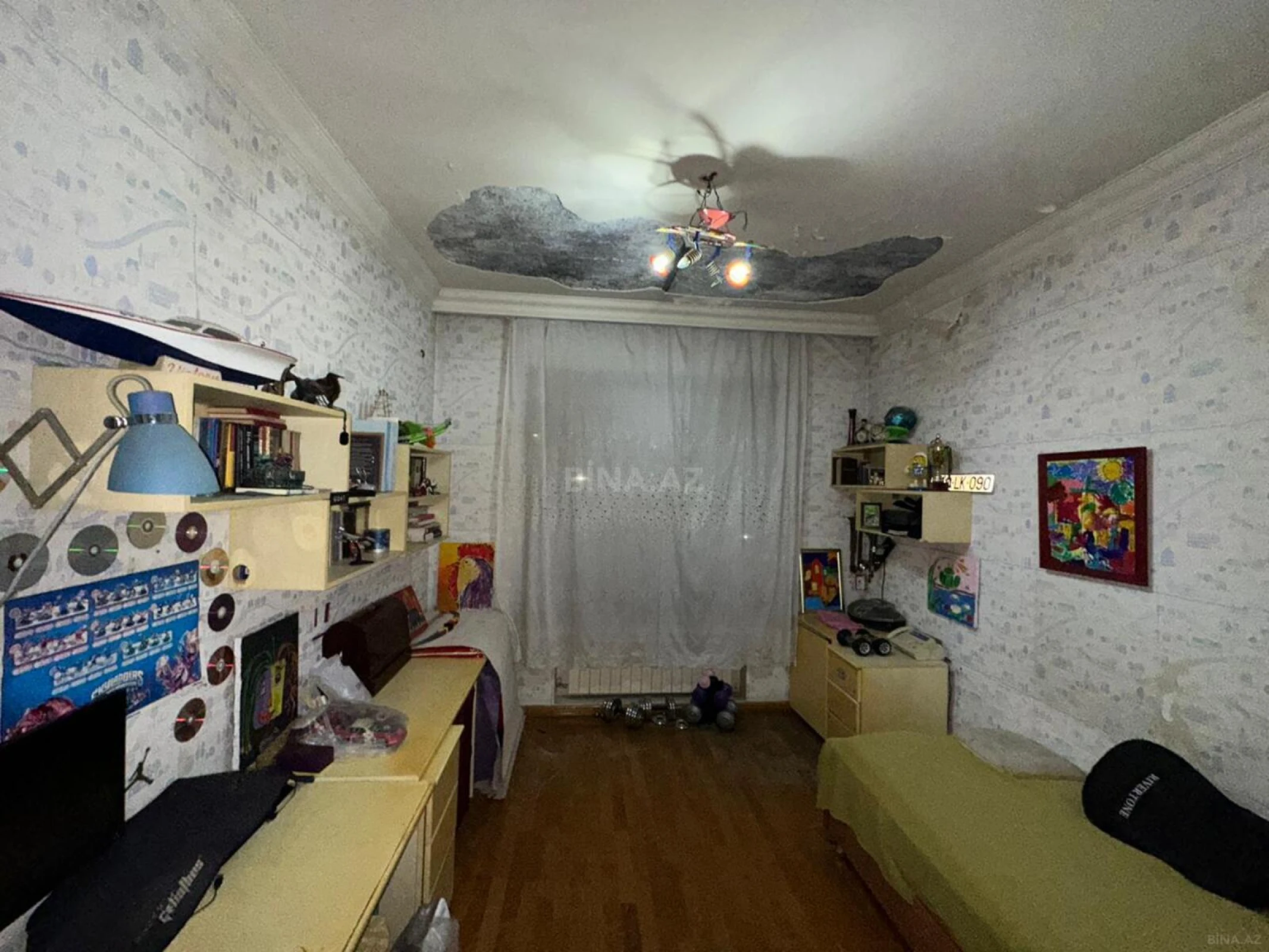 Satılır 4 otaqlı mənzil 160 m²