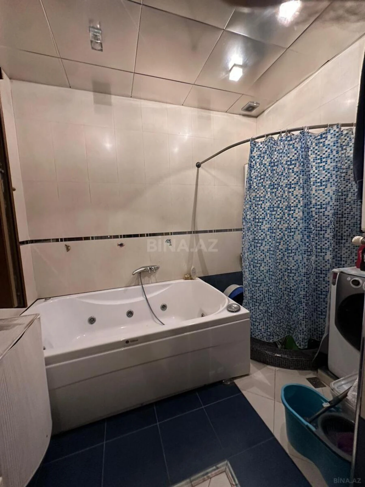 Satılır 4 otaqlı mənzil 160 m²