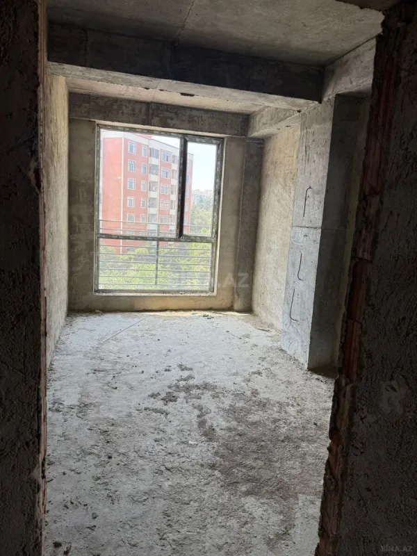 Satılır 3 otaqlı mənzil 95 m²