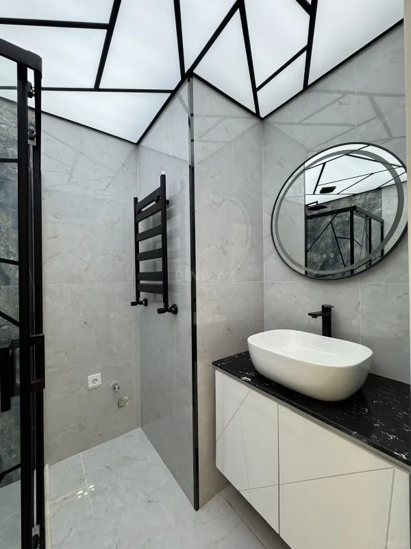 Satılır 2 otaqlı mənzil 75 m²