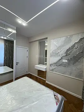 Satılır 2 otaqlı mənzil 75 m²